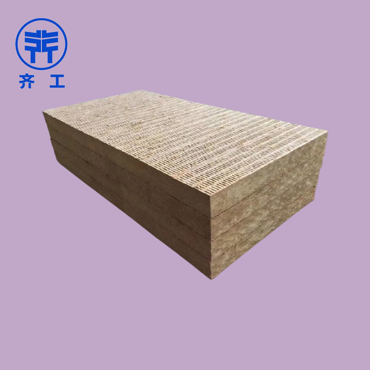 復(fù)合巖棉板的特點(diǎn)是什么？